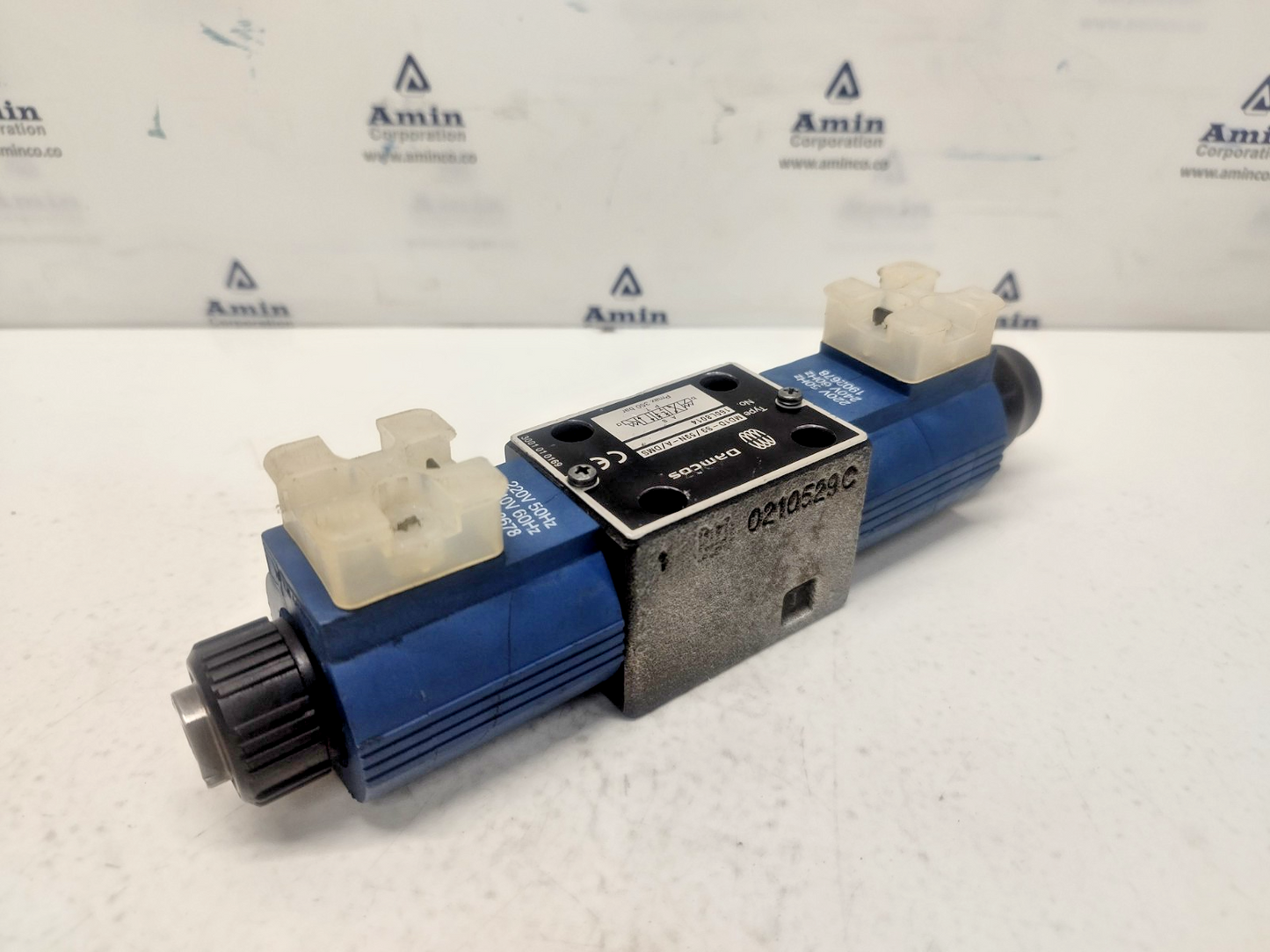 Damcos MD1D-S9/59N-A/DMS Directional control valve 160L8014