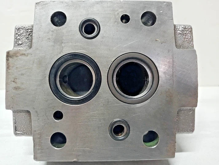 Hagglunds Denison R4V06-533-10-A1 Pressure Relief valve - Refurbished
