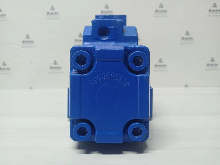 Rexroth 4WRH 25 W6-325-70 V Proportional Directional valve R900949458 - NEW