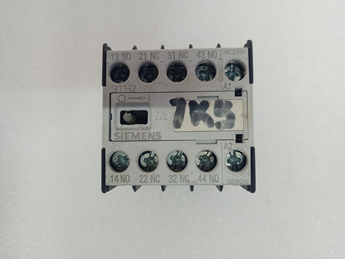 Siemens 3TH2022-0AL2 Contactor relay