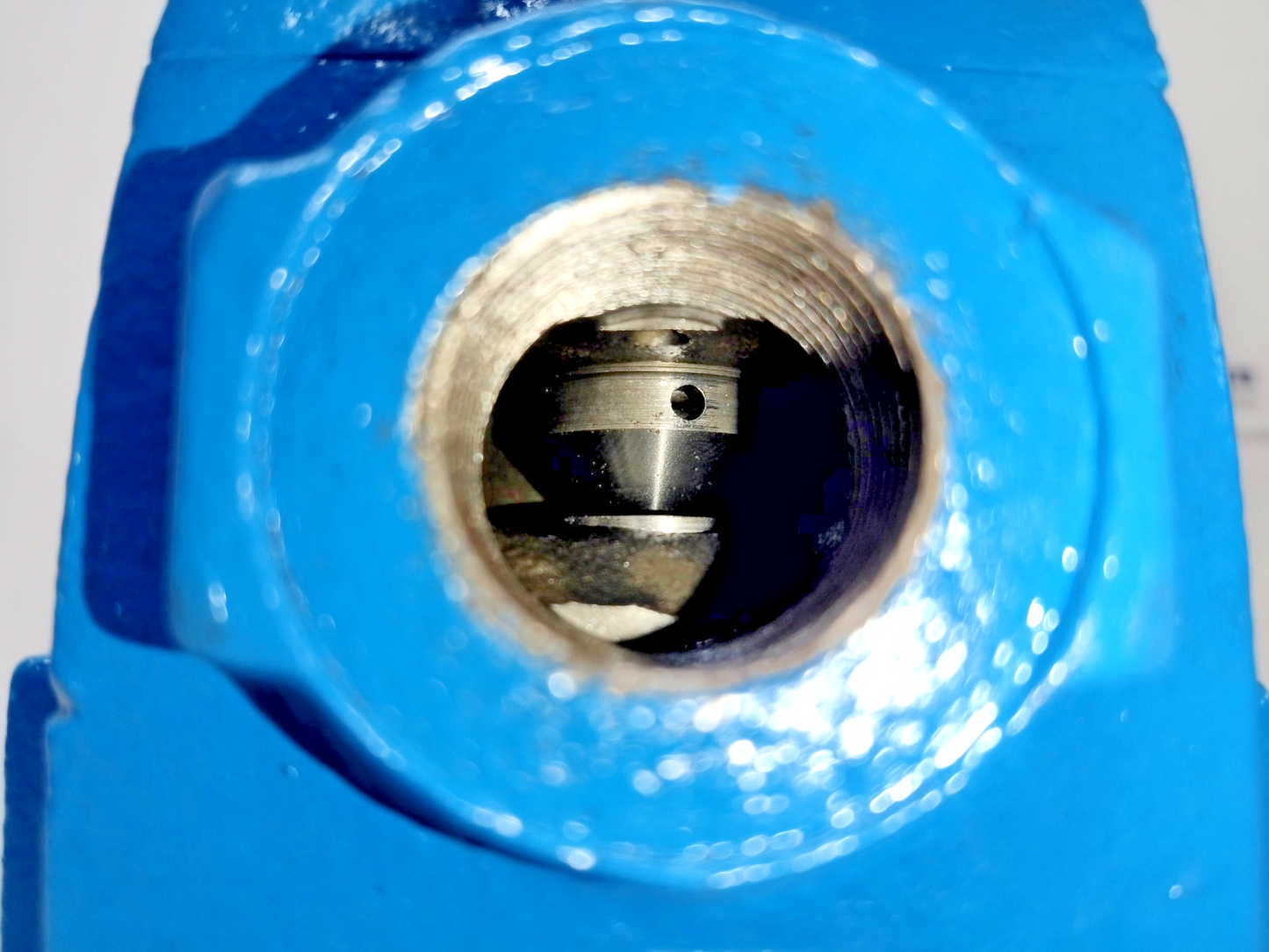 Sperry Vickers 4CT-06-A-20UB Pilot Operated Check Valve - Refurbished