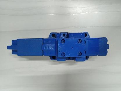 Rexroth 4WRH 16 W6-150-70/M Prop. Directional valve MNR: R900960183 - NEW