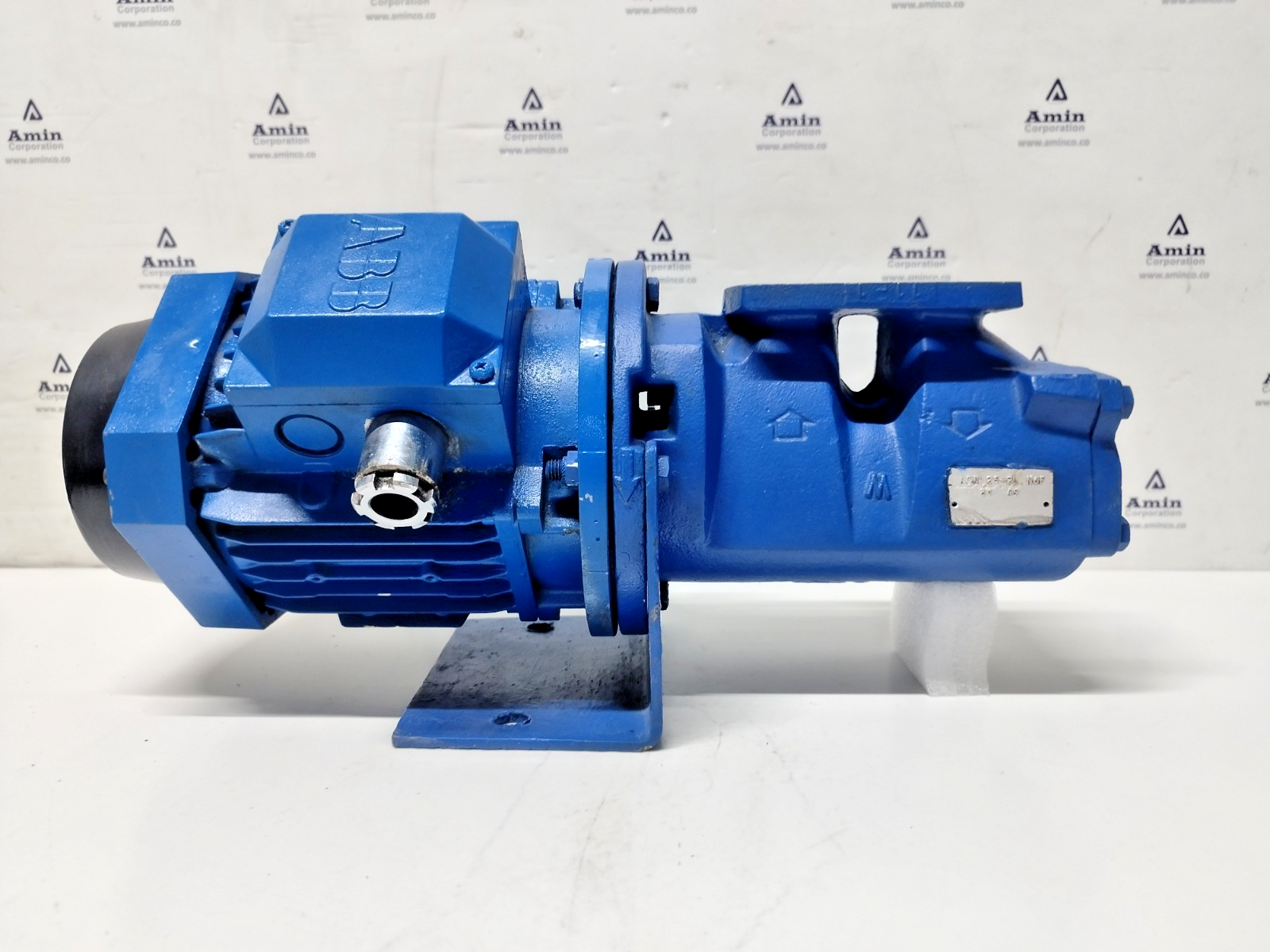 IMO ACD triple screw pump with electric motor