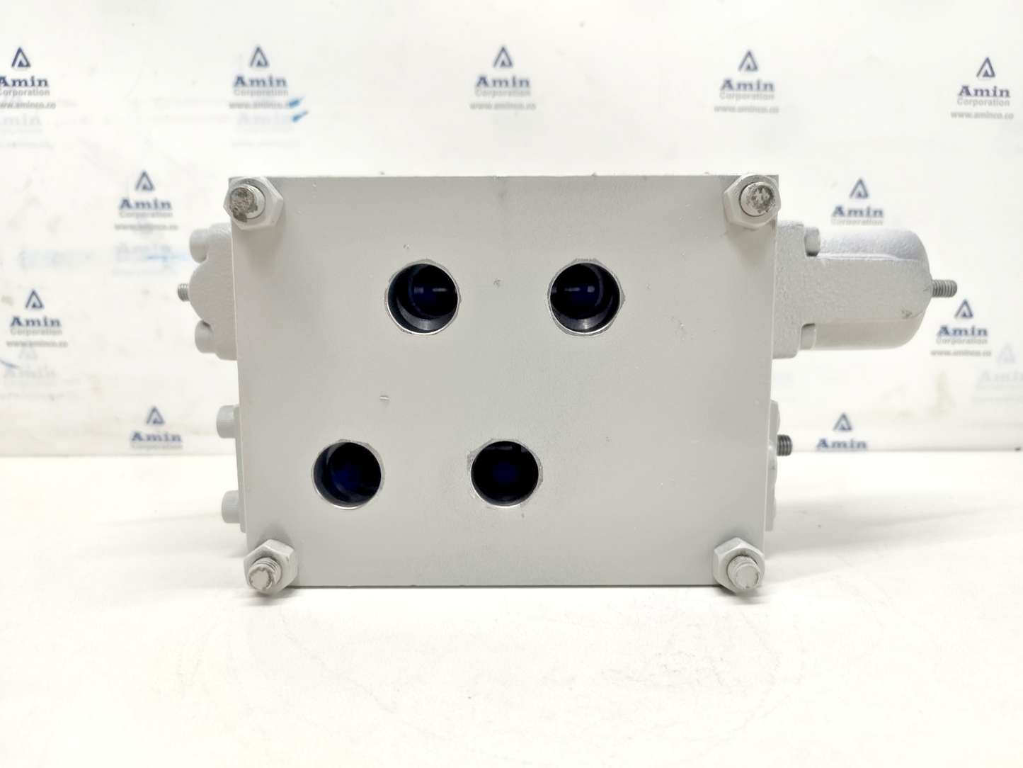 Beringer RD797433, 5114-723 14 Hydraulic Valve Block - NEW