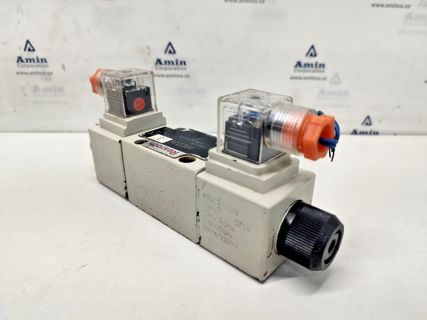 Rexroth 4WE 6 J62/EW230N9K4 Directional Control Valve 50/60hz, 230V