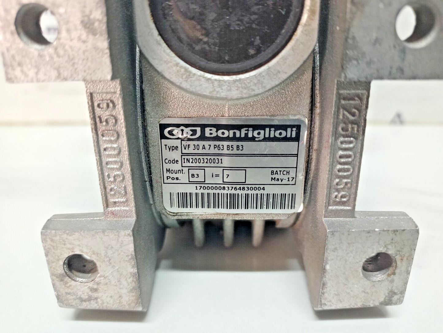 Bonfiglioli VF 30 A 7 P63 B5 B3 Gear box - NEW