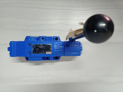Rexroth H-4WMM 16 T71/F Directional control valve R900760010 - NEW