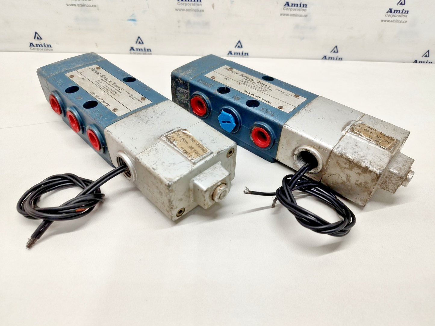 Wabco PT34104-3100 Pneumatic Directional control valve