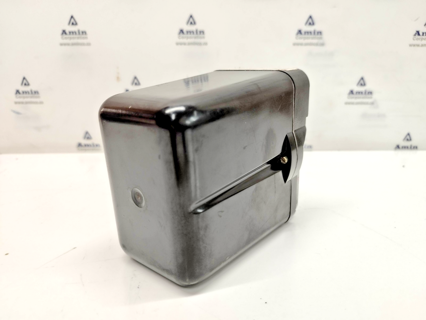 Condor MDR53/8 Pressure Switch AC-15, 4A, 250V, 5-8 bar - NEW