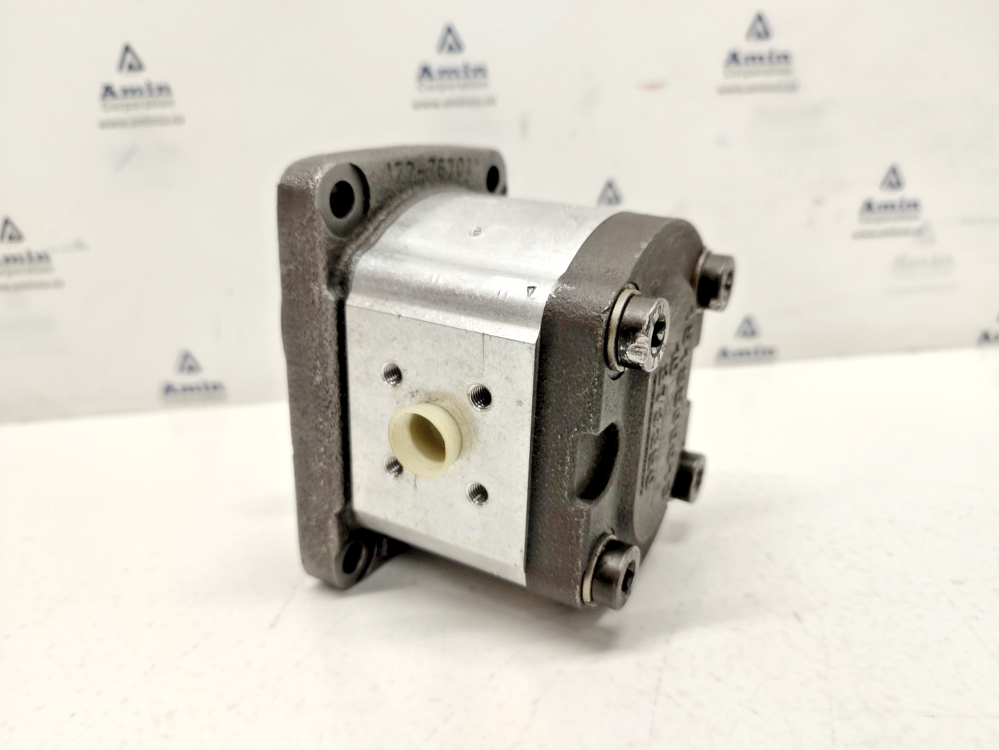 Rexroth 0510 425 009 Hydraulic gear pump AZPF-11-008RCB20MB - Pressure Tested