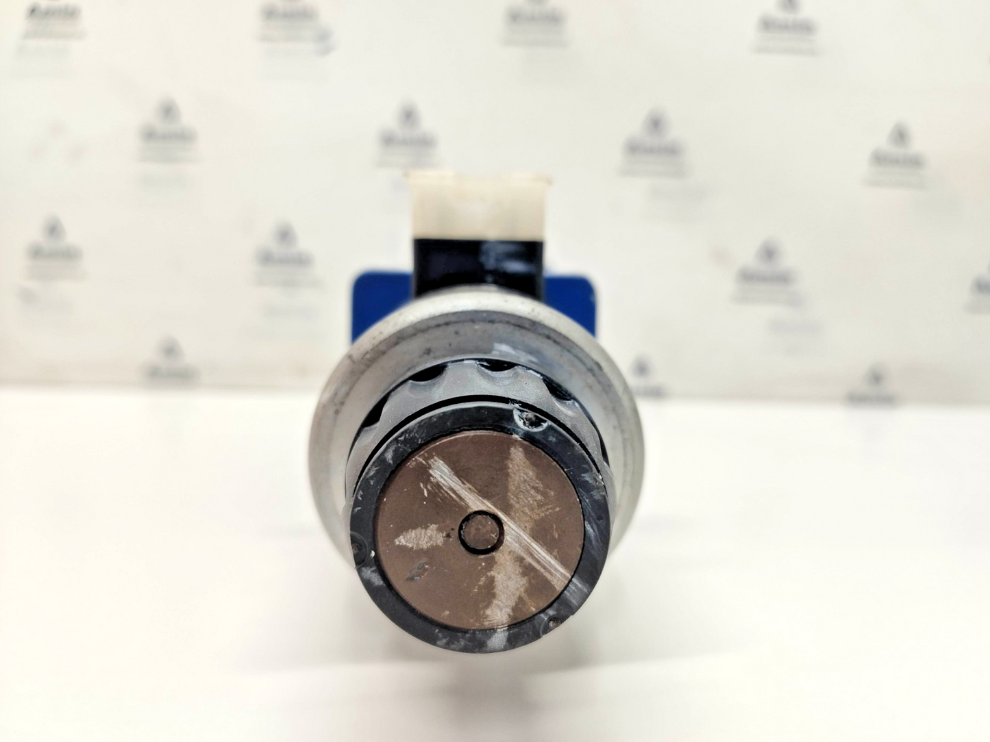 Rexroth 5-4WE 10 EB50/EG24N9K4/M Directional Control Valve MNR: R901339865 #2