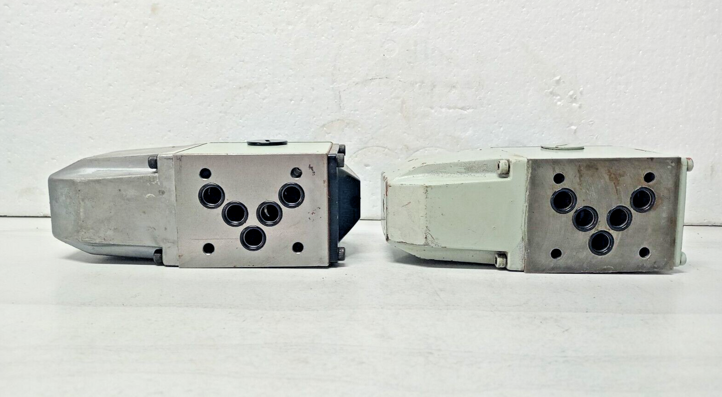KPM Kawasaki DE10P-10-204-D100AL-L93 Solenoid Valve - NEW