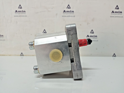 Concentric WP03B1B-020-R-22-NA-124N Hydraulic Gear pump - NEW