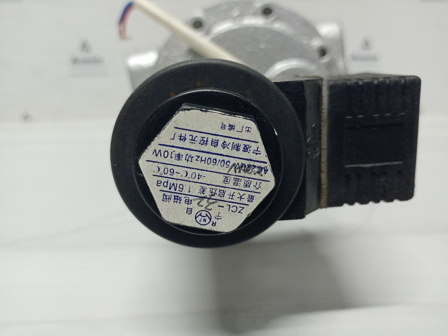 NZ ZCL-32YB Solenoid operated valve - NEW