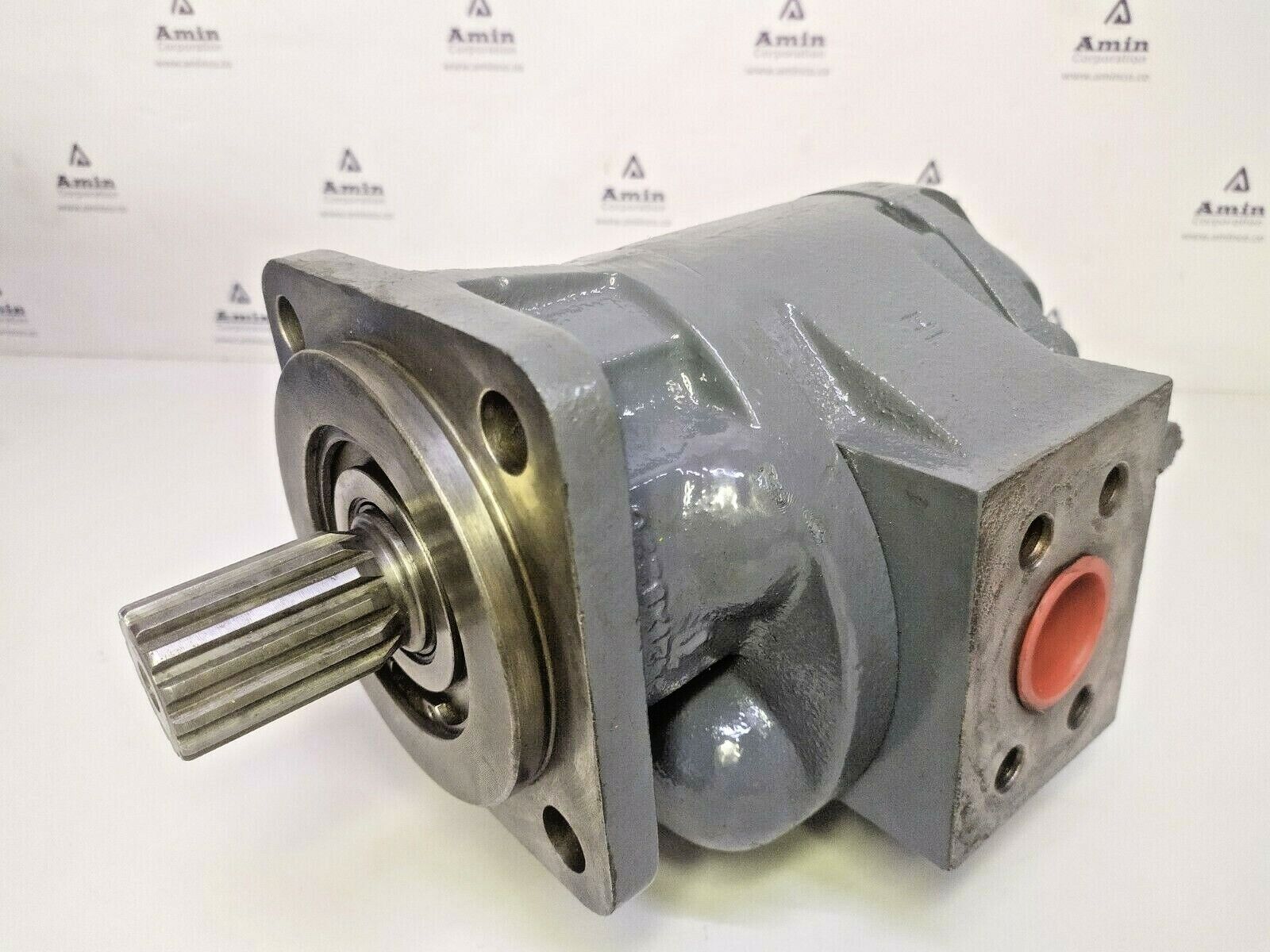 Hydreco Hamworthy M2A2116C3B1D Hydraulic Motor