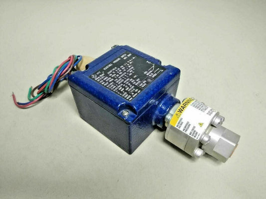 ITT Neo-Dyn Adjustable Pressure Switch Model: 200P18C6 Range: 1000-10,000 PSIG