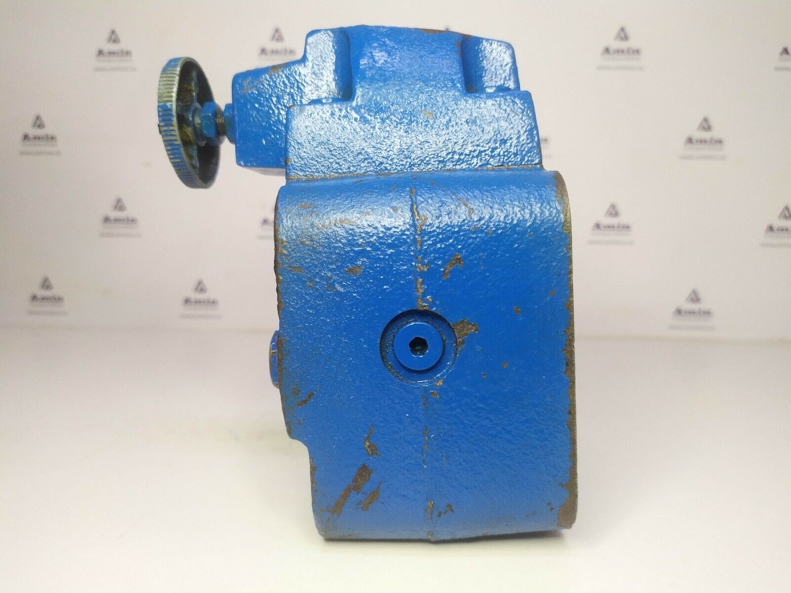 Vickers CG 10 F 30 Pressure relief valve 1500-3000 PSI