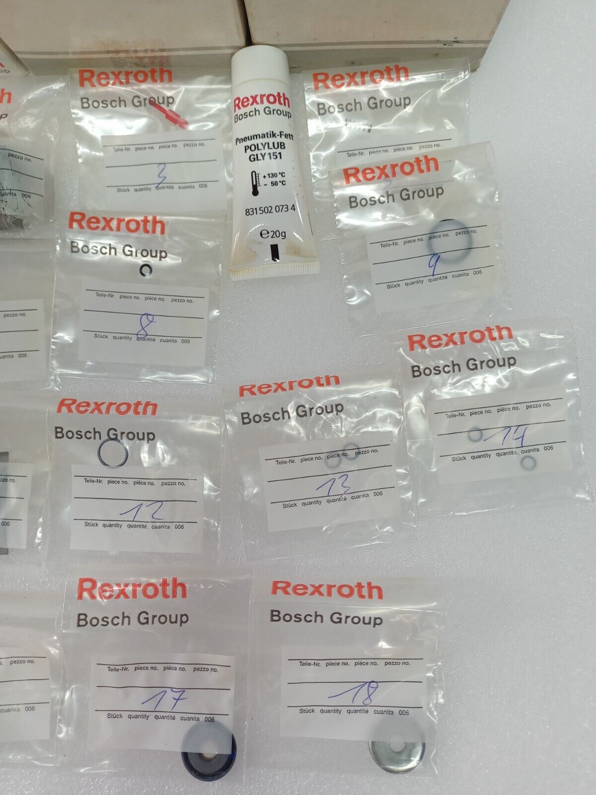 Rexroth 3722250032 Pneumatic Valve Repair kit - NEW