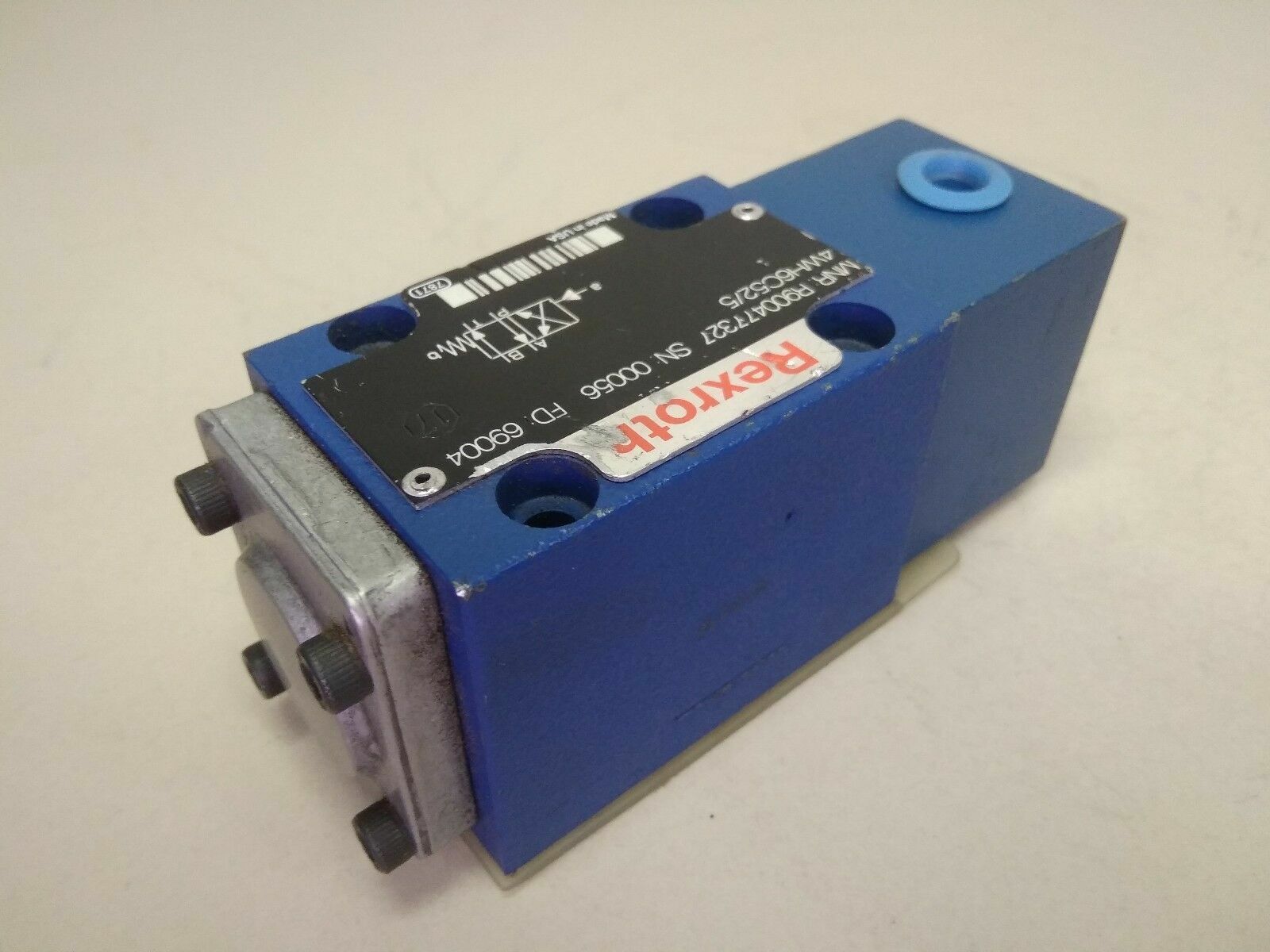 Rexroth 4WH6C52/5 Directional Control valve MNR: R900477327 - NEW