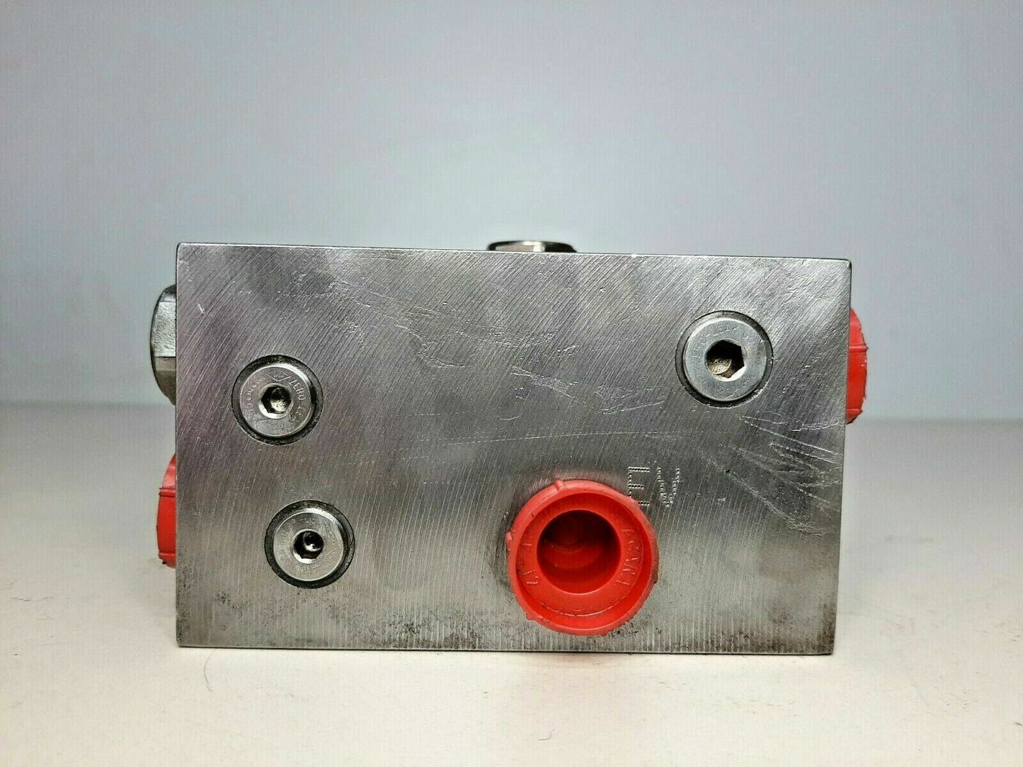 Hydraulic valve block assembly TAD PR1CV80 222367 -NEW