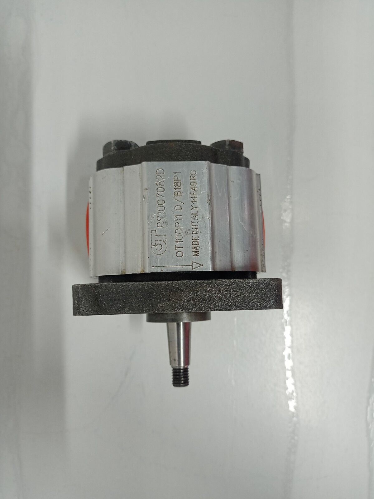 OT pump OT100P11D/B18P1 Hydraulic gear pump