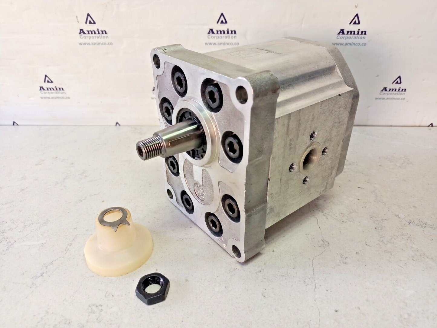 Sauer Danfoss SNP3/33D CO01 Hydraulic gear pump - NEW