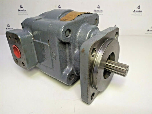 Commercial Hydraulics M-330-40B40F1D Hydraulic Motor