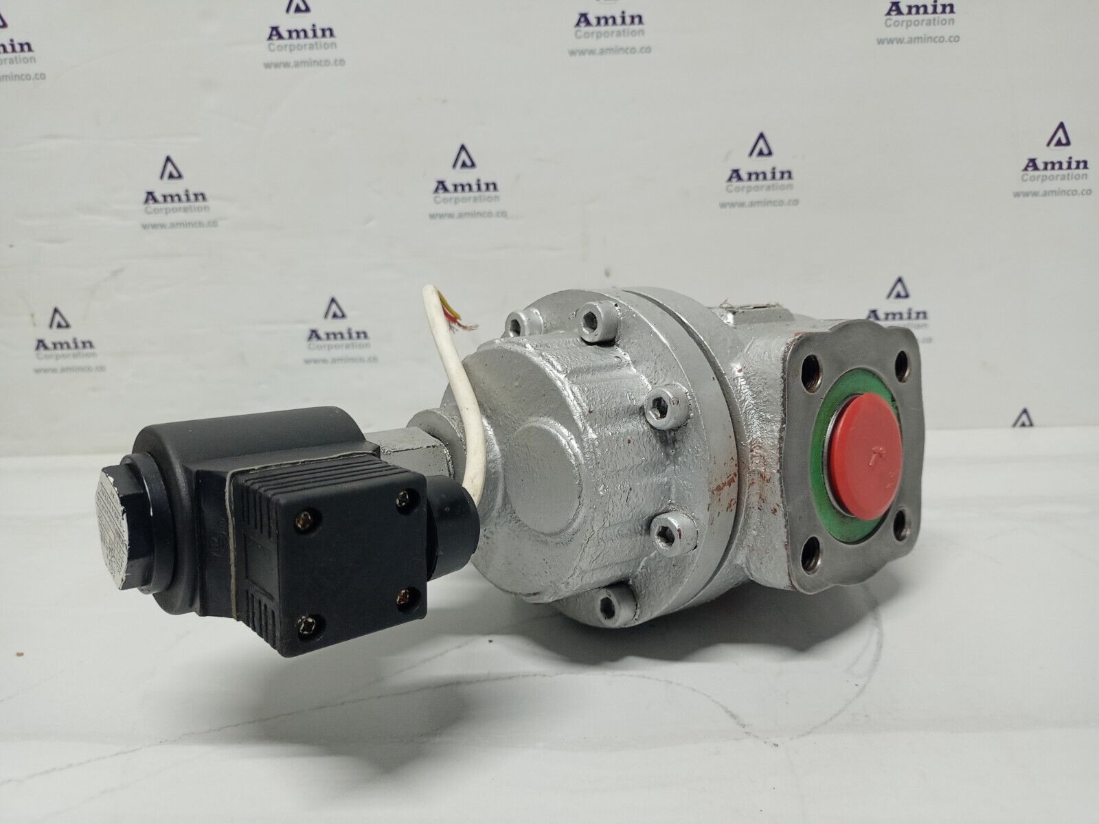 NZ ZCL-32YB Solenoid operated valve - NEW