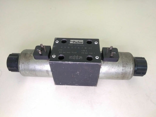 Parker Model: D3W2CNJW30 Hydraulic Control Valve 350 bar max. - NEW