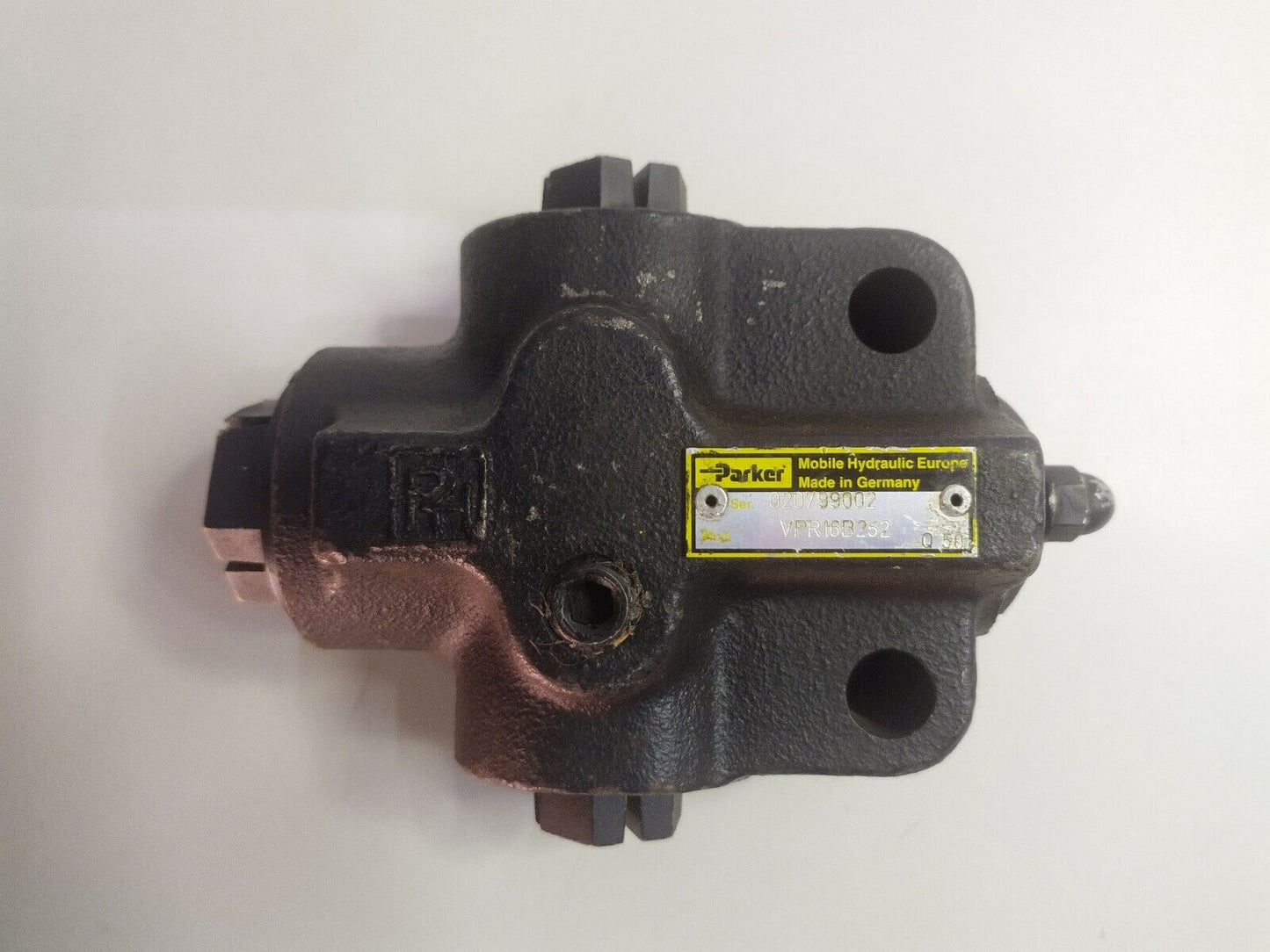 Parker VPR16B252 Relief valve - NEW