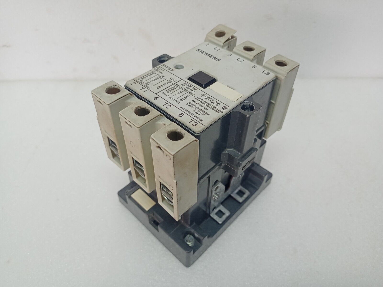 Siemens 3TF47 22-0AL2 Contactor 80A 600V AC