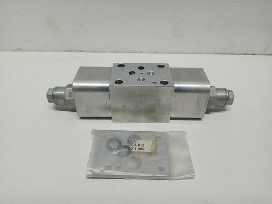 Sun hydraulics EBY 1D01 AC Sandwich valve - NEW