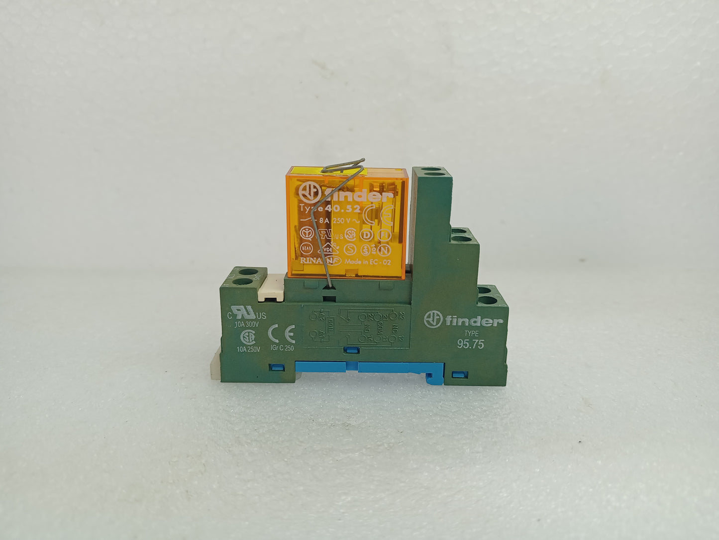 FINDER POWER RELAY TYPE:95.75 -(lot of-3 pcs)