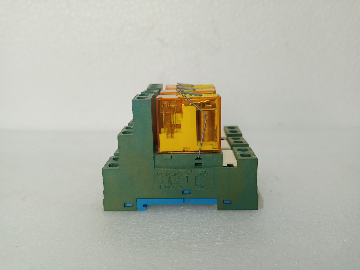 FINDER POWER RELAY TYPE:95.75 -(lot of-3 pcs)