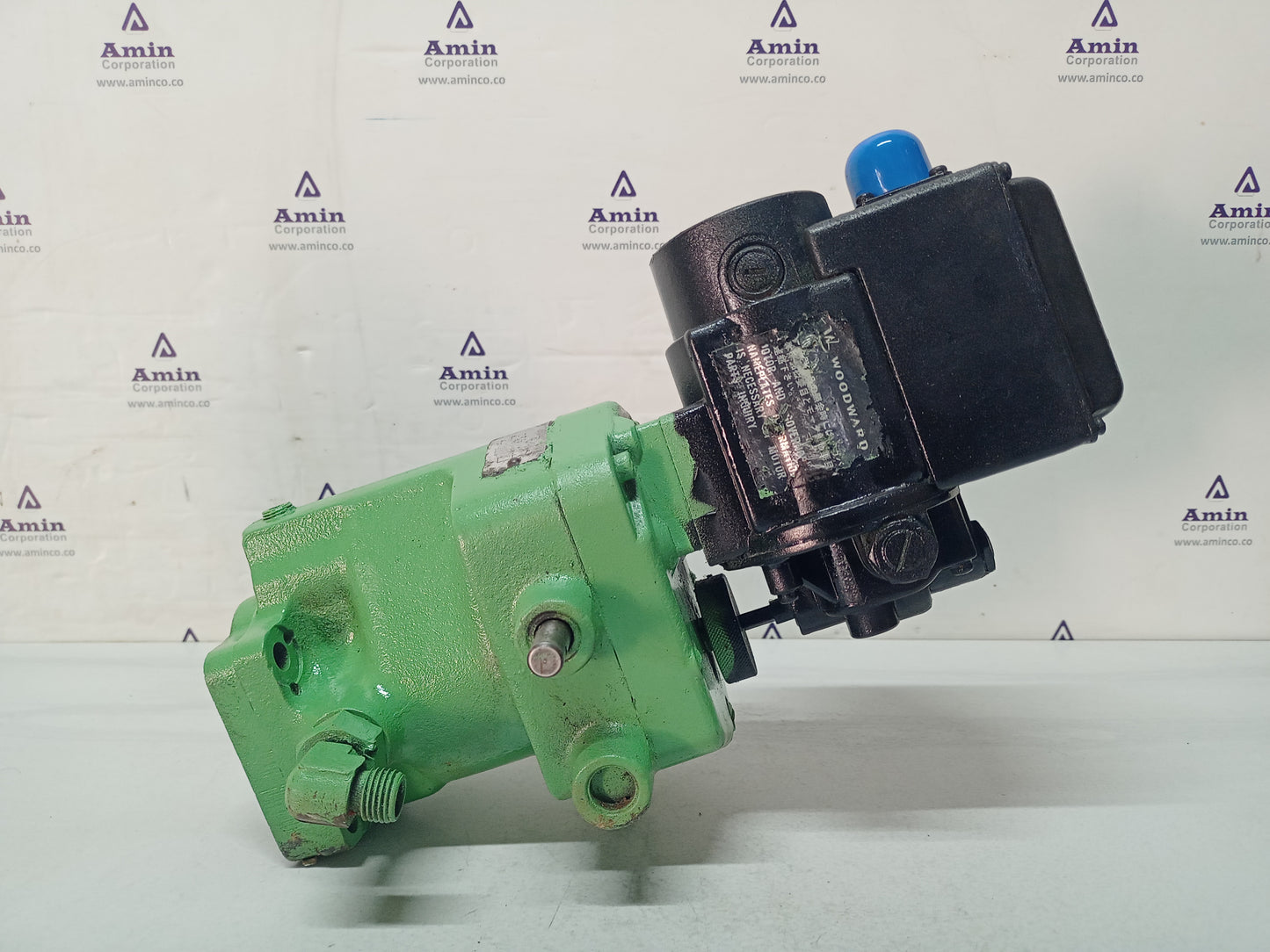 Woodward Governor Part no: 8511-379 with motor