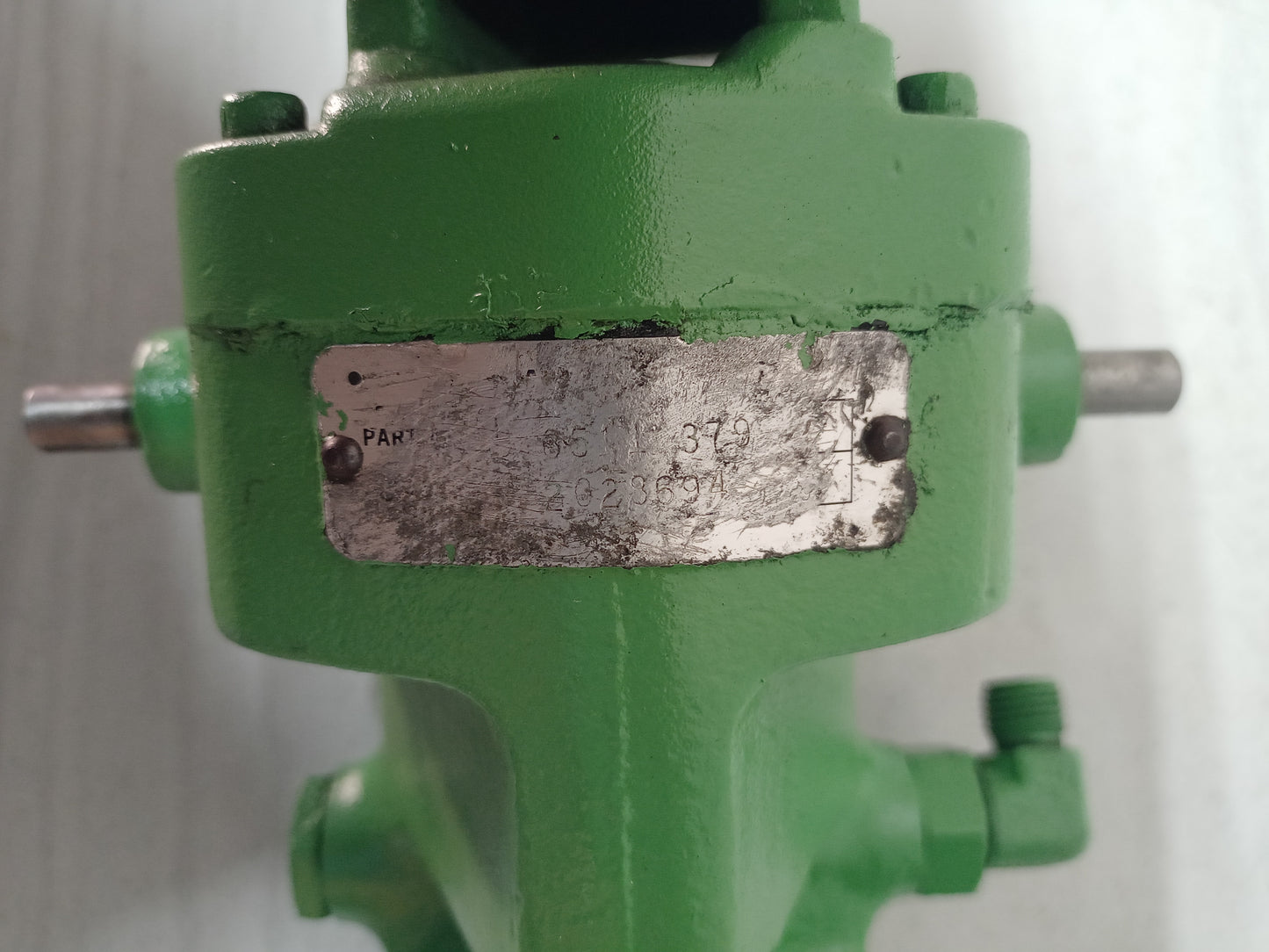 Woodward Governor Part no: 8511-379 with motor