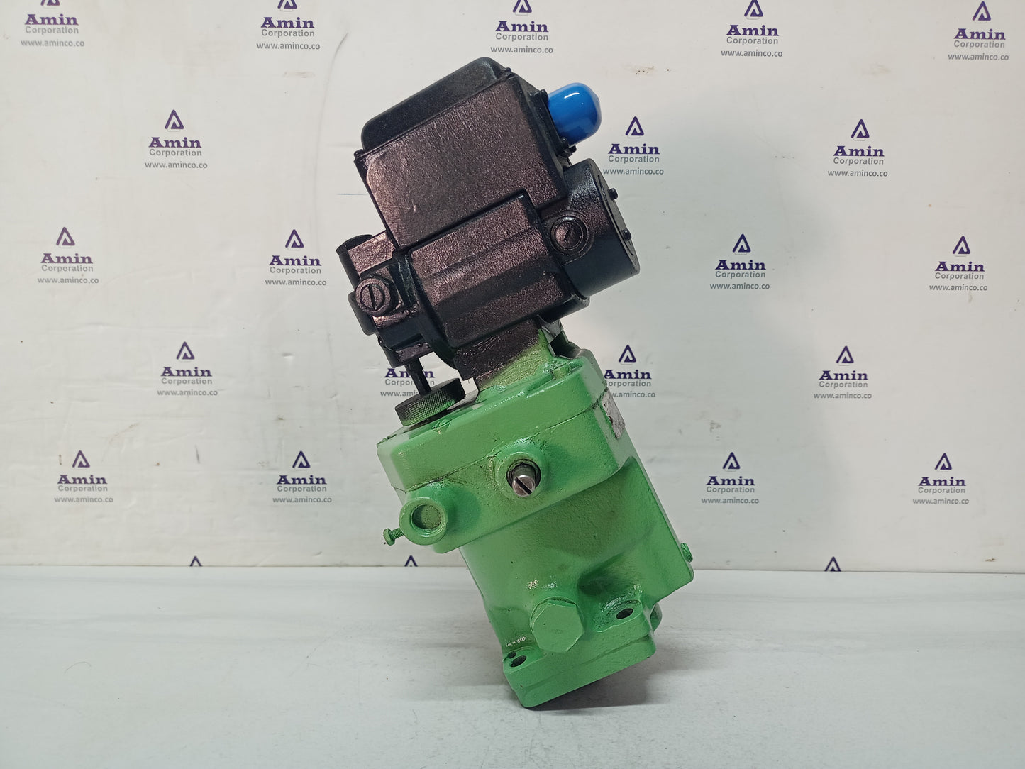 Woodward Governor Part no: 8511-379 with motor