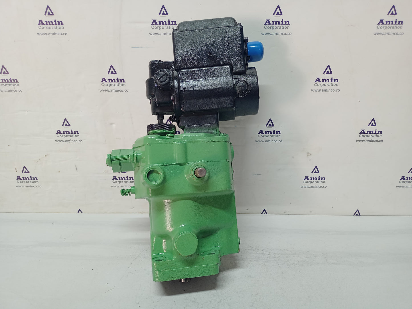Woodward Governor Part no: 8511-214 with motor