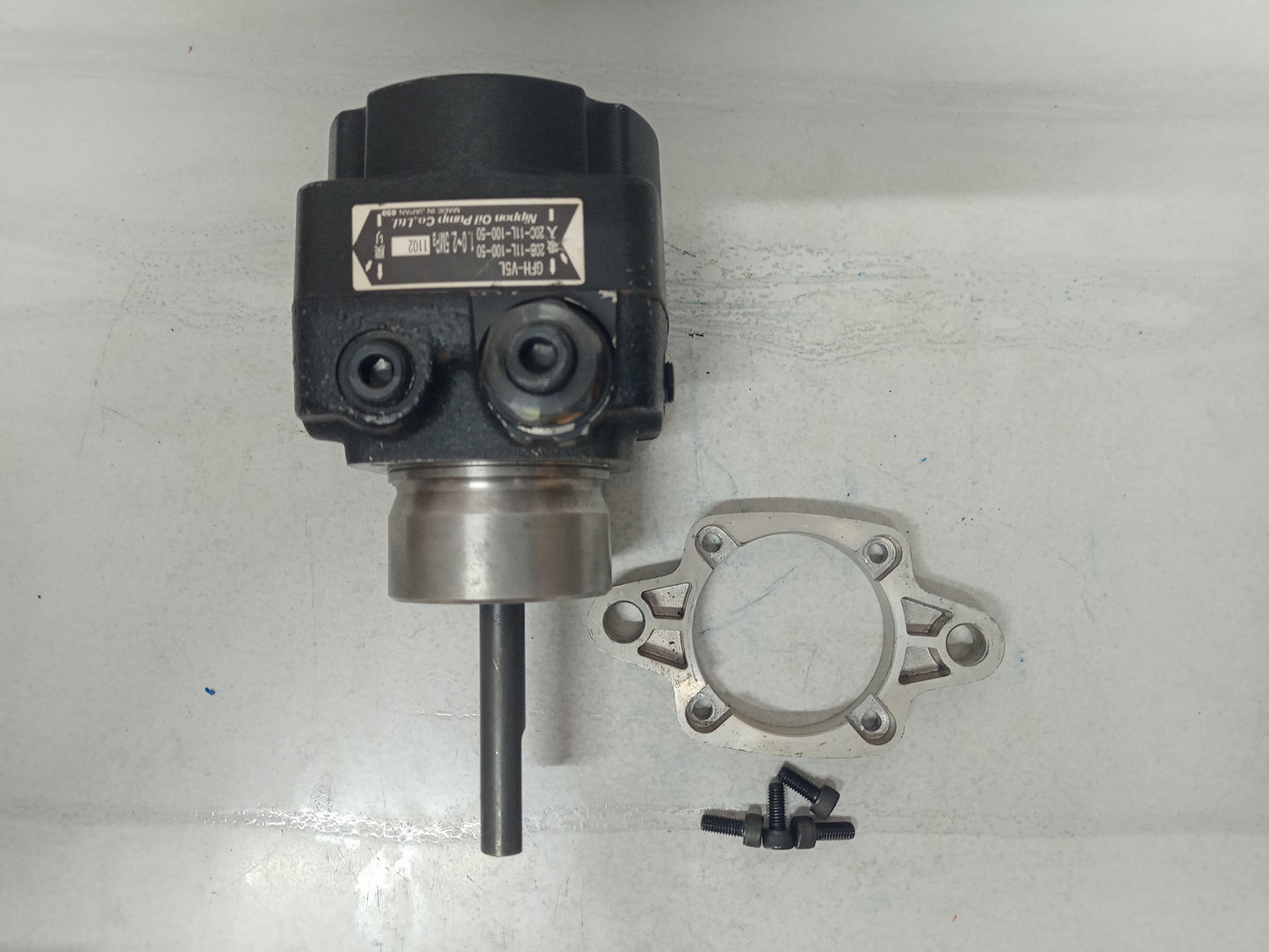 Nippon oil pump GFH-V5L - NEW