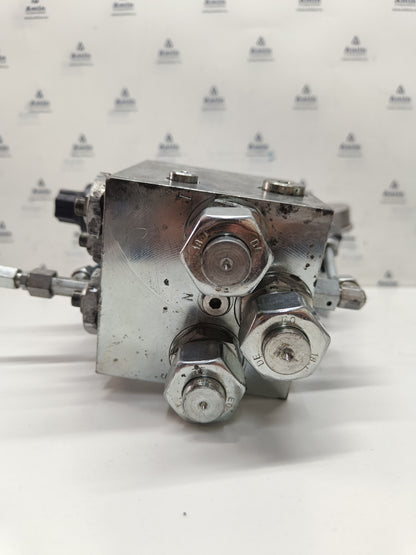 Parker 8F4661C Hydraulic Control Block - NEW 'for price send a message'
