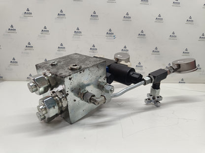 Parker 8F4661C Hydraulic Control Block - NEW 'for price send a message'