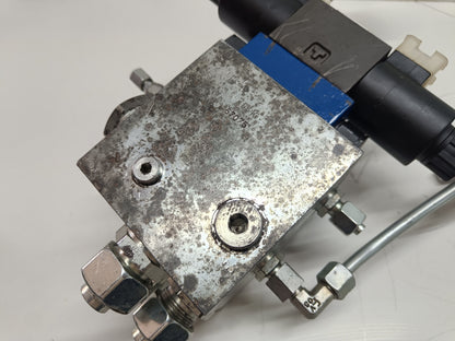 Parker 8F4661C Hydraulic Control Block - NEW 'for price send a message'