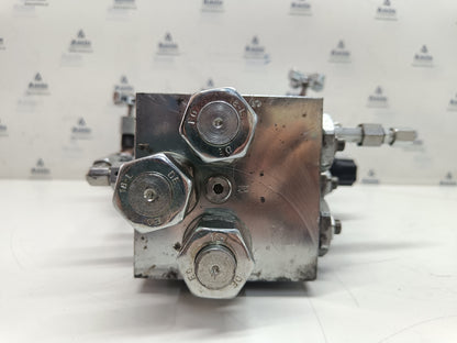 Parker 8F4661C Hydraulic Control Block - NEW 'for price send a message'