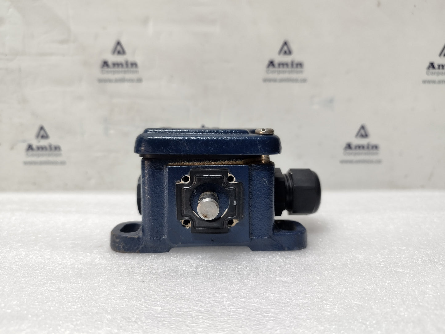 Schmersal T.422-10Y-M20 Limit Switch - New