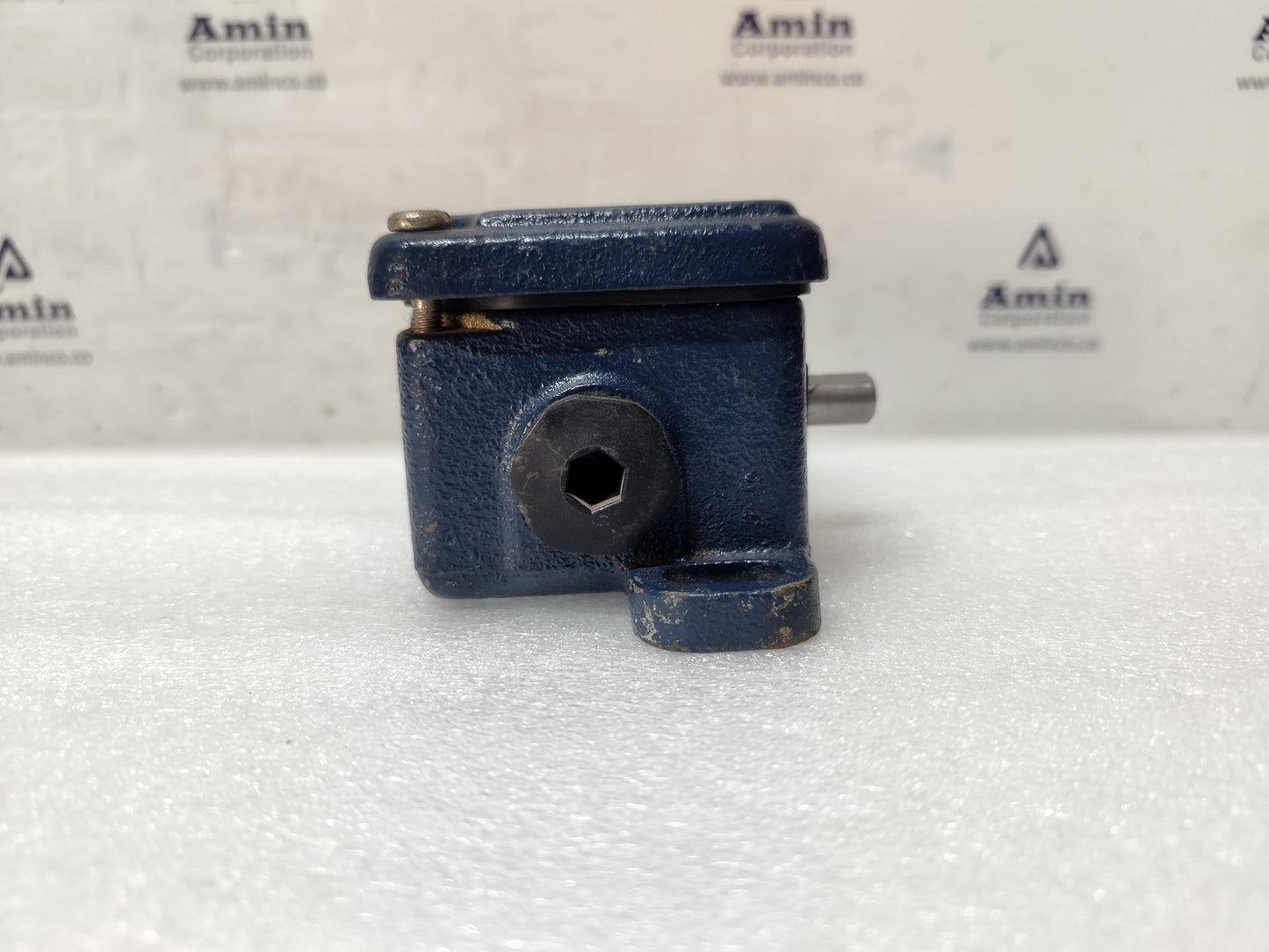 Schmersal T.422-10Y-M20 Limit Switch - New