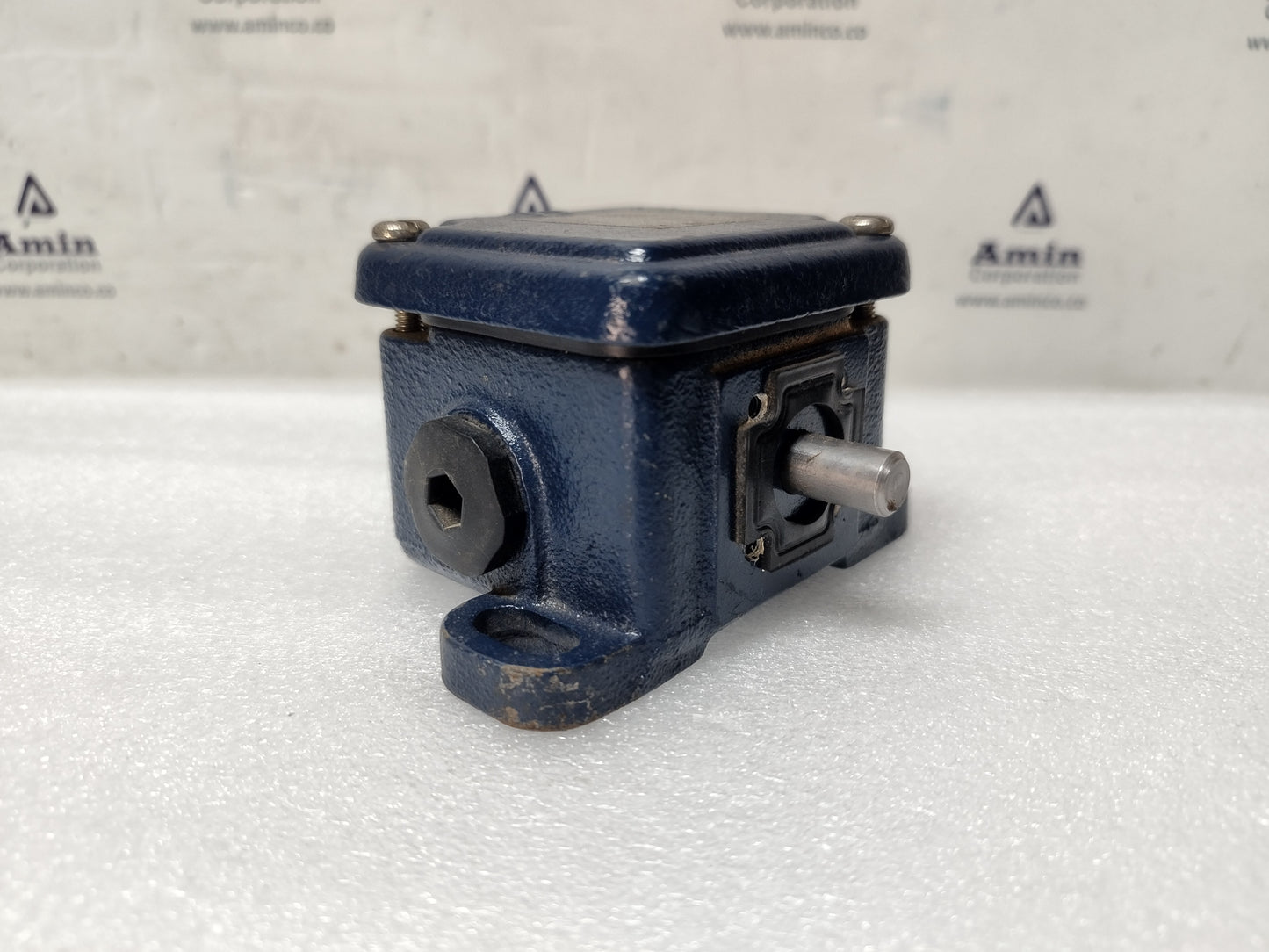 Schmersal T.422-10Y-M20 Limit Switch - New