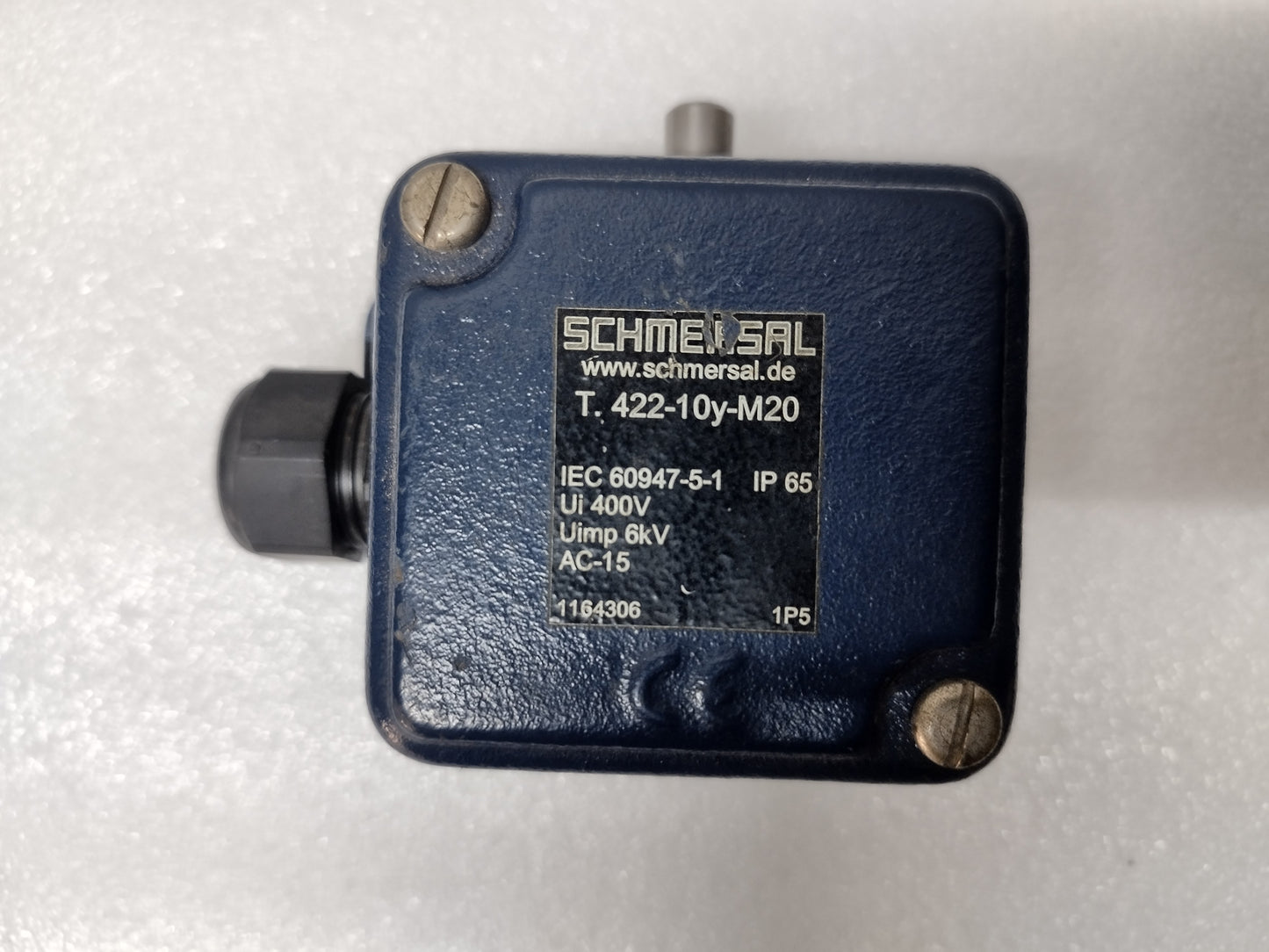 Schmersal T.422-10Y-M20 Limit Switch - New