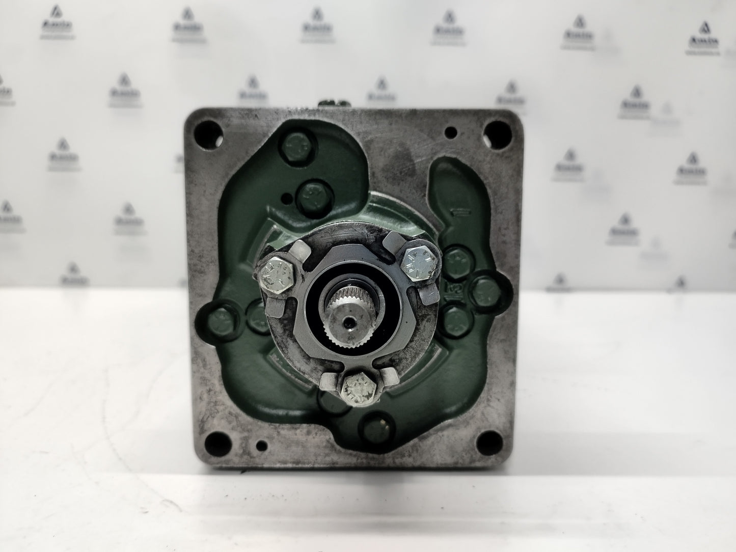 Woodward UG-8 Governor part No. : C 039 128 RPM: 700-1200 - TESTED