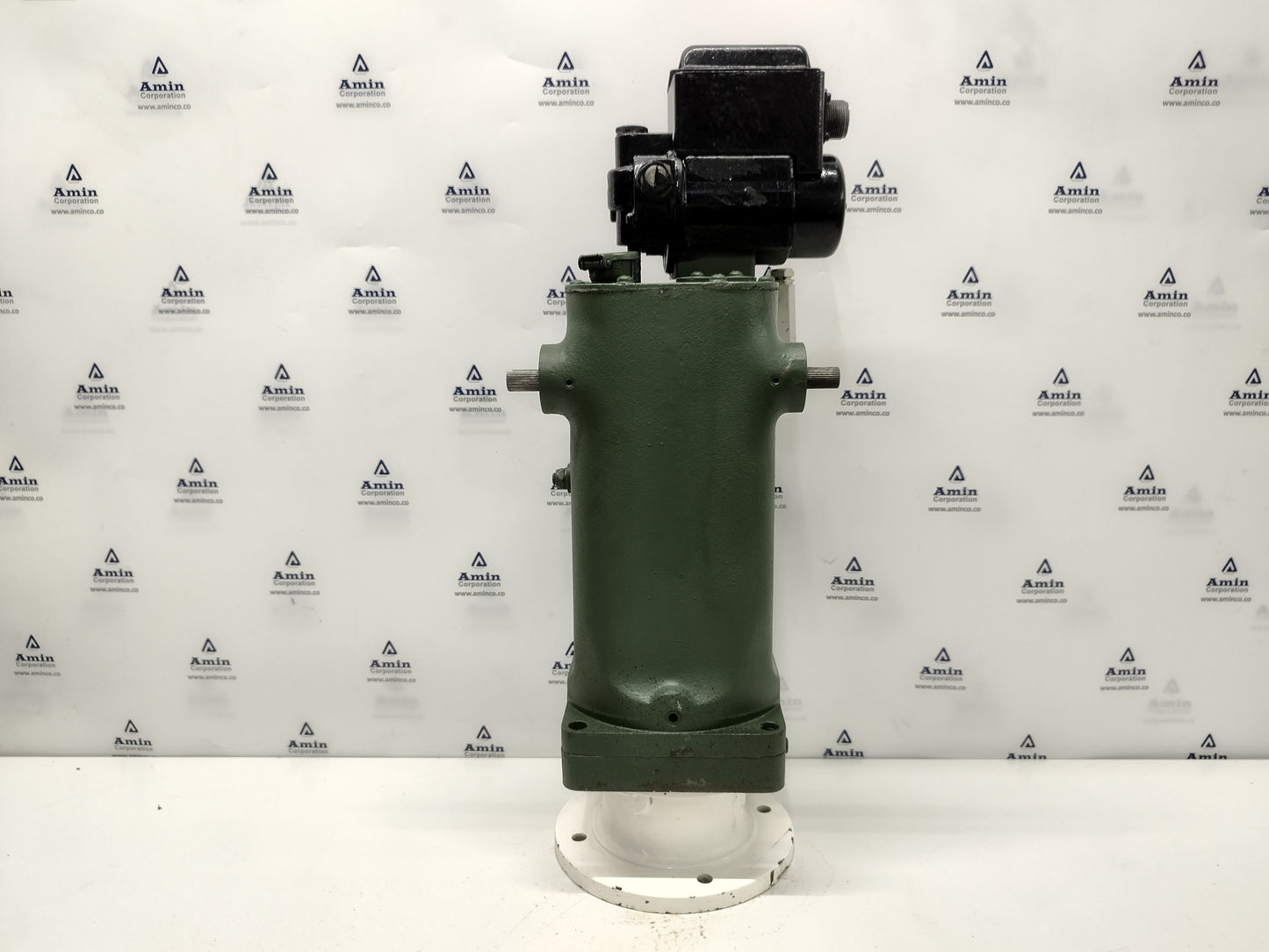 Woodward UG-8 Governor part No. : 8523-036 RPM: 700-1415 - TESTED #2