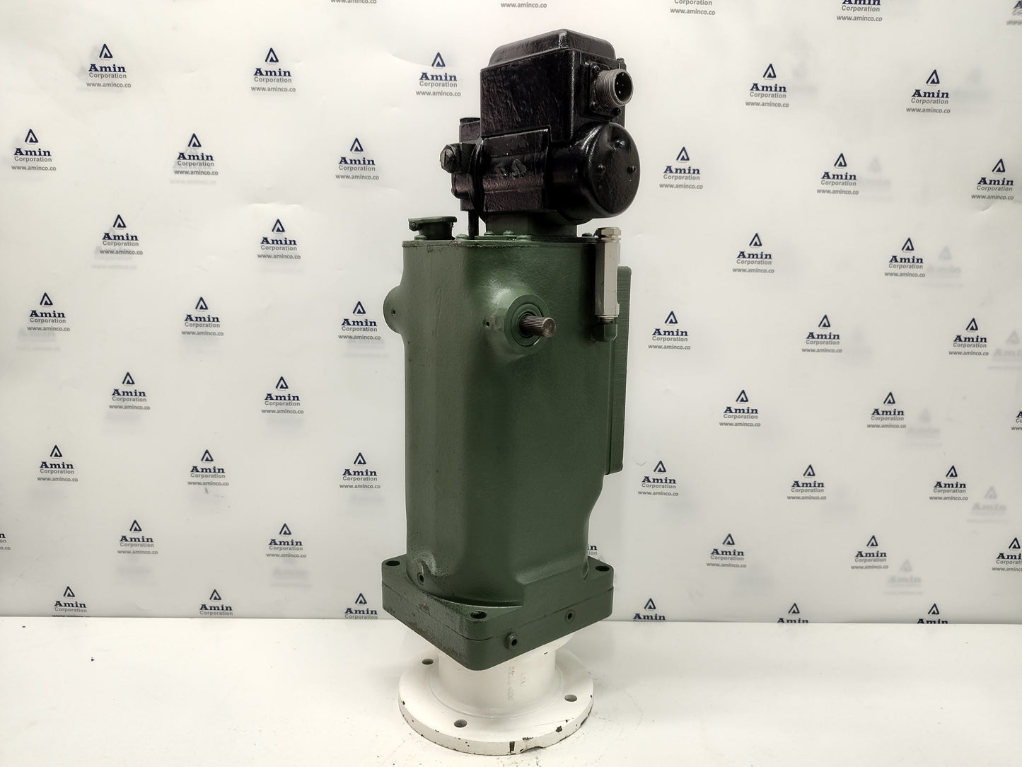 Woodward UG-8 Governor part No. : 8523-036 RPM: 700-1415 - TESTED #2